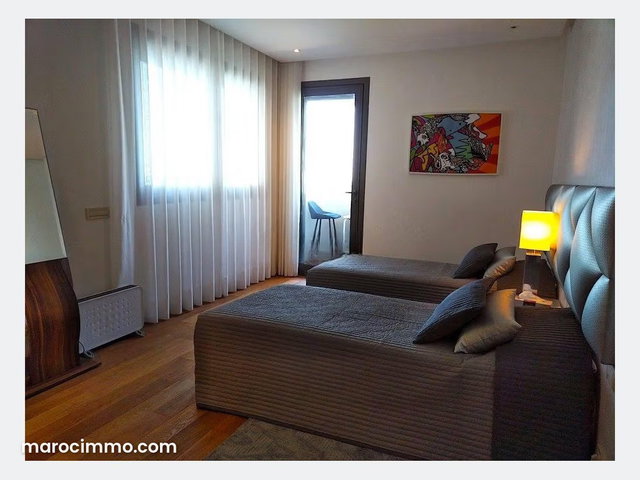 Bel appartement marina meublé front mer — 4
