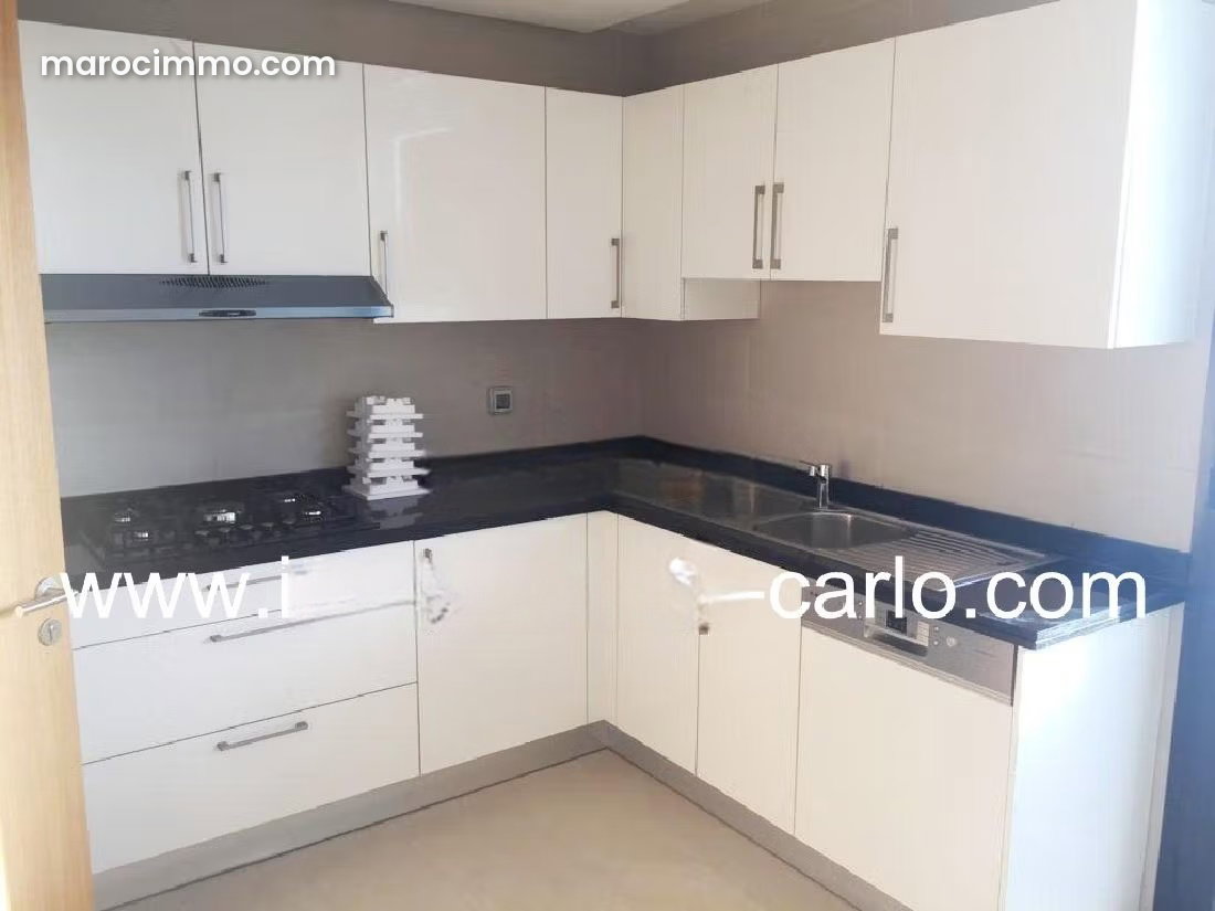 Appartement meublé 168 m² avec terrasse à Souissi Rabat — Rabat