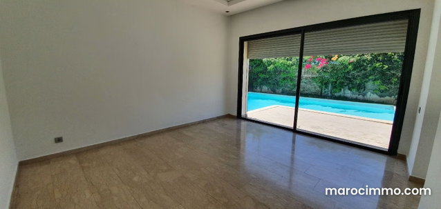 Luxurious Villa for Rent in Ain Diab Extension. 4 Comfortable Bedrooms. Pool and Garden — 3