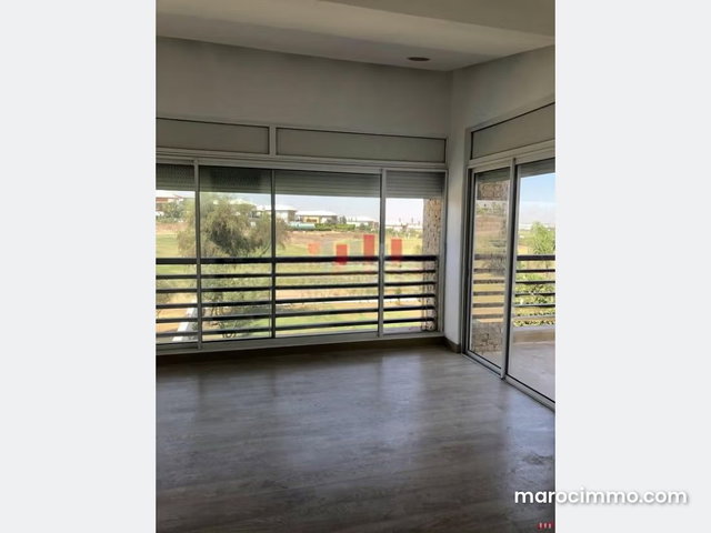 / Exclusivite/superbe villa front golf /4 chambres /bouskoura — 4