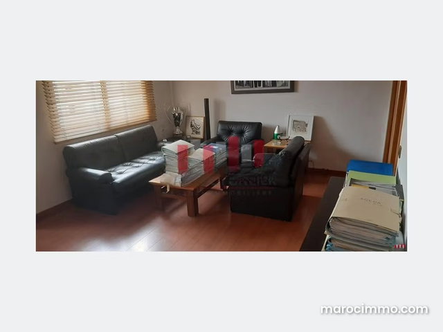 Immeuble a usage professionnel en plein bld massira de 2235 m2 de surface a la vente — 2