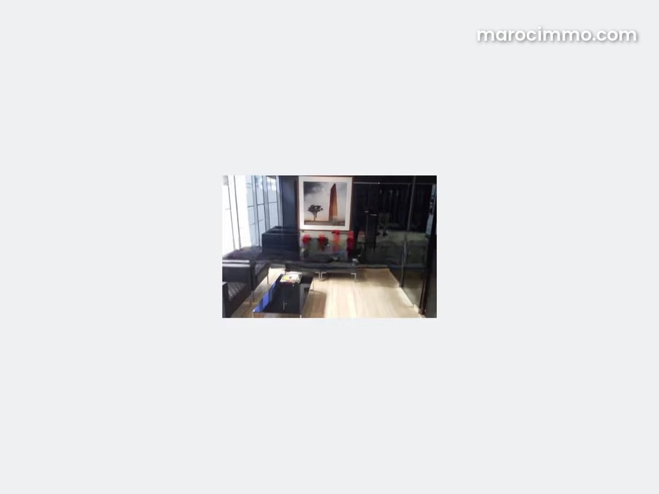 Immeuble professionnel de 1928 m2 aménagé quartier palmier a la vente