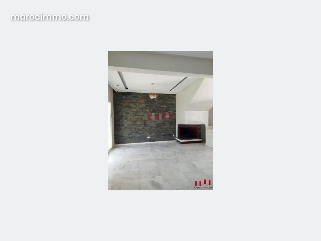 220 m² Villa with Pool and Garden in Dar Bouazza — Dar Bouazza