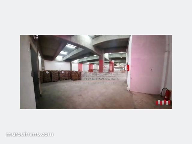 Usine industrielle aux normes internationales de 5885 m2 a ain sebaa a la location — 2
