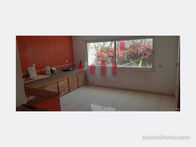 Commercial Villa for Sale in Ain Diab with Sea View — 3
