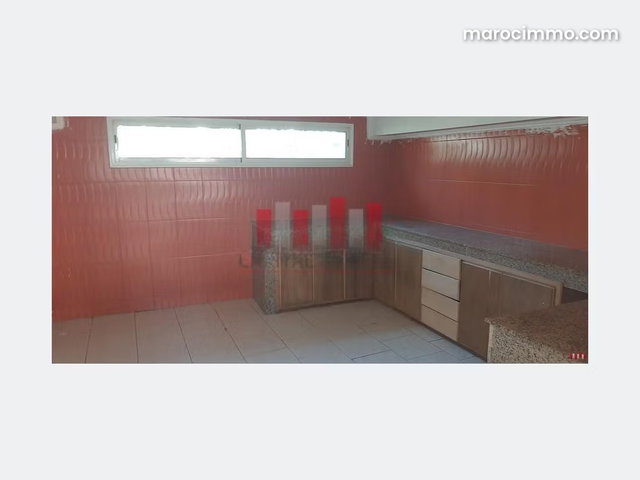 Commercial Villa for Sale in Ain Diab with Sea View — 4