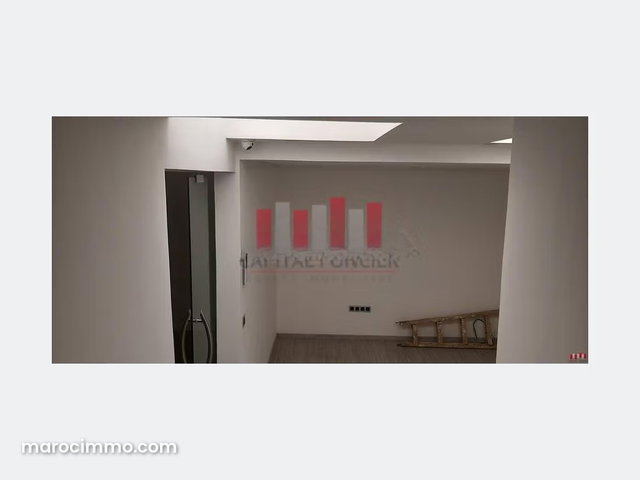 Petit immeuble de bureau rénové a neuf de 161 m2 de surface exploitable a gauthier a la location — 5