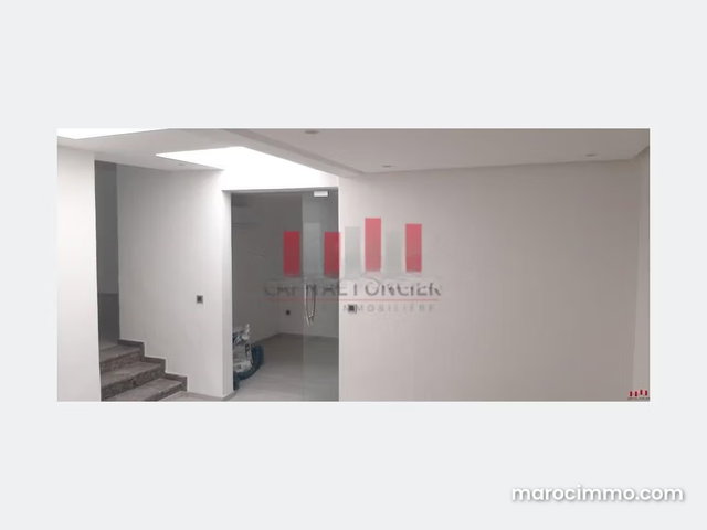 Petit immeuble de bureau rénové a neuf de 161 m2 de surface exploitable a gauthier a la location — 4
