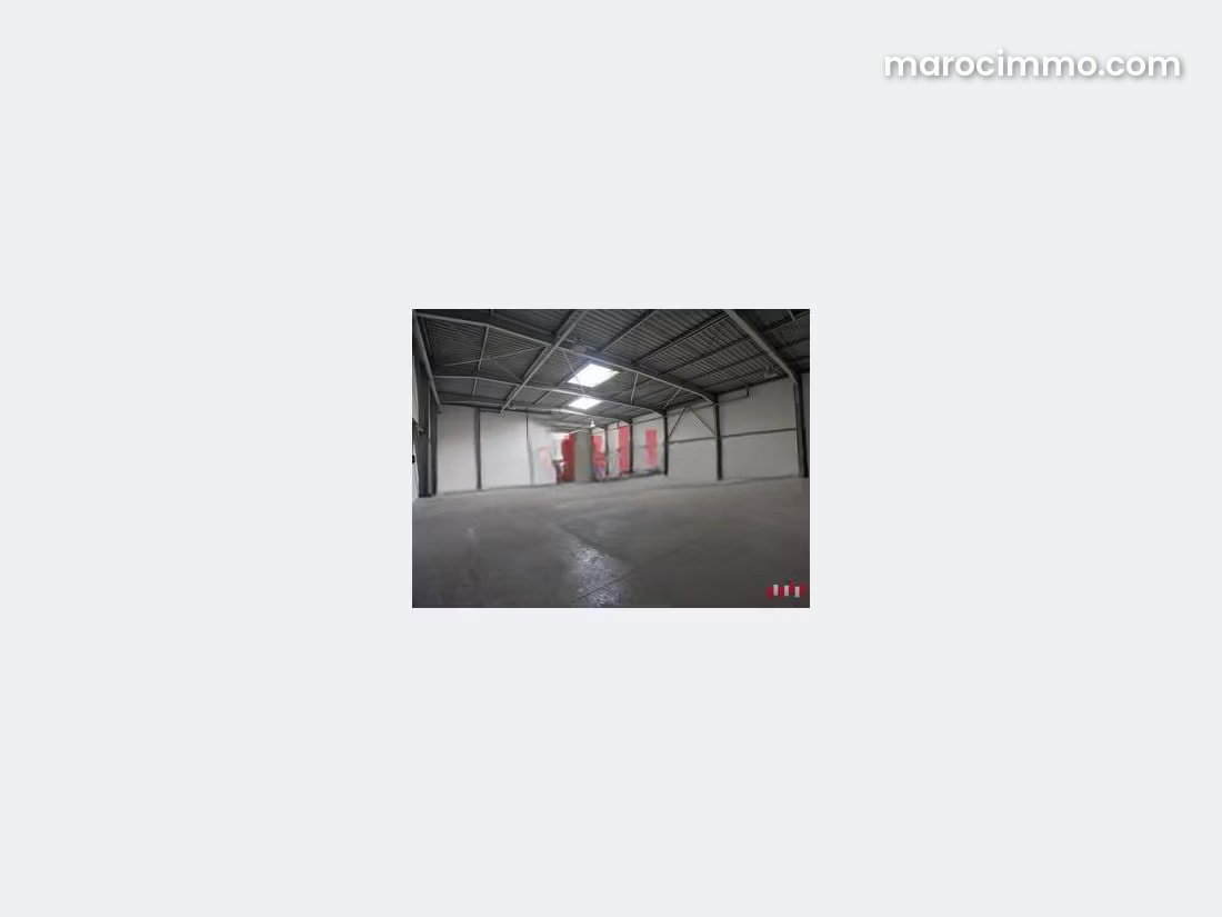 Local industriel 740 m², zone Oulad Saleh, Bouskoura — Bouskoura