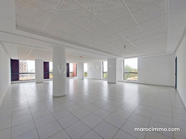 Location bureau 125m2 CFC, Casablanca — 2