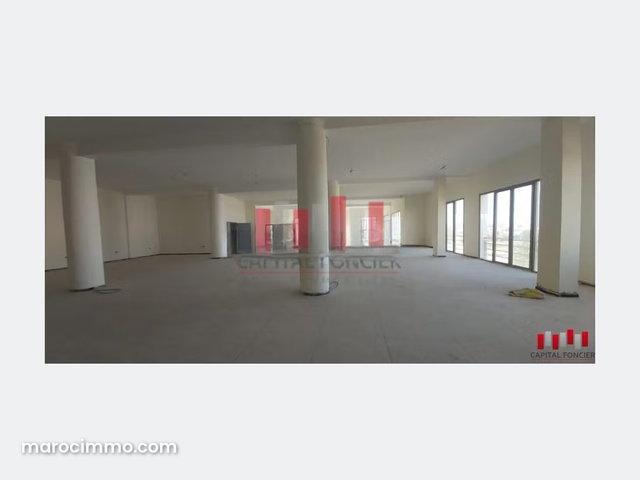 Usine industrielle de 1200 m2 de surface utile a la location a sidi maarouf — 5
