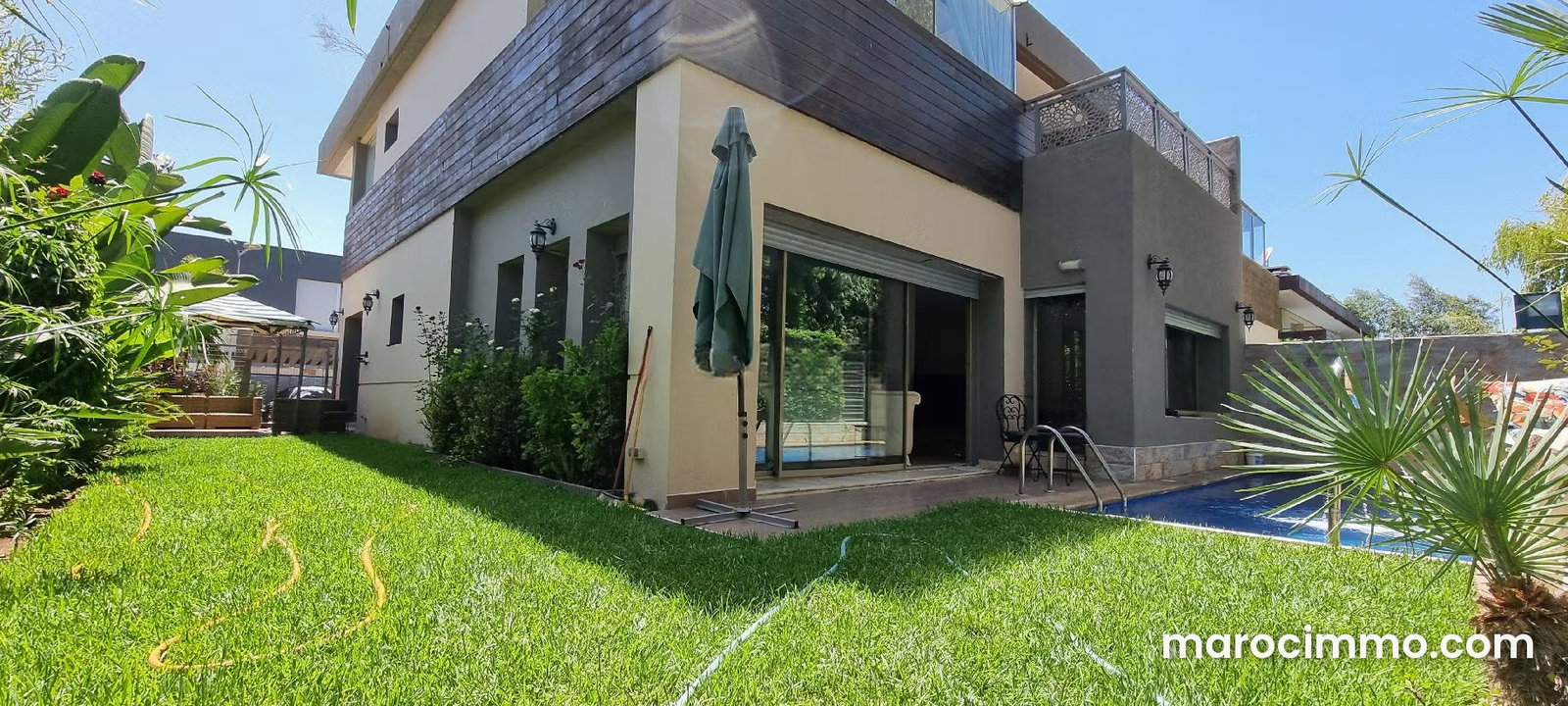 400 m² Villa with Pool and Garden, Ville Verte Bouskoura — Bouskoura