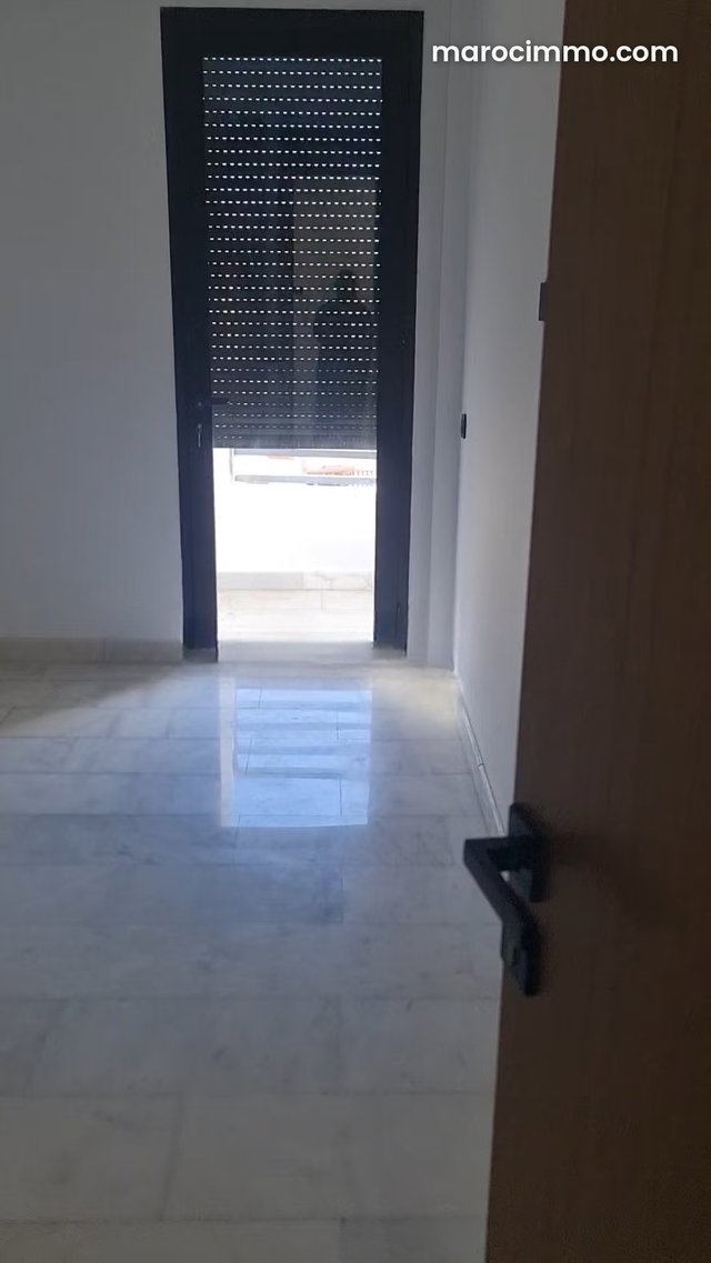 Sublime studio avec balcon à vendre à Les Princesses — 3