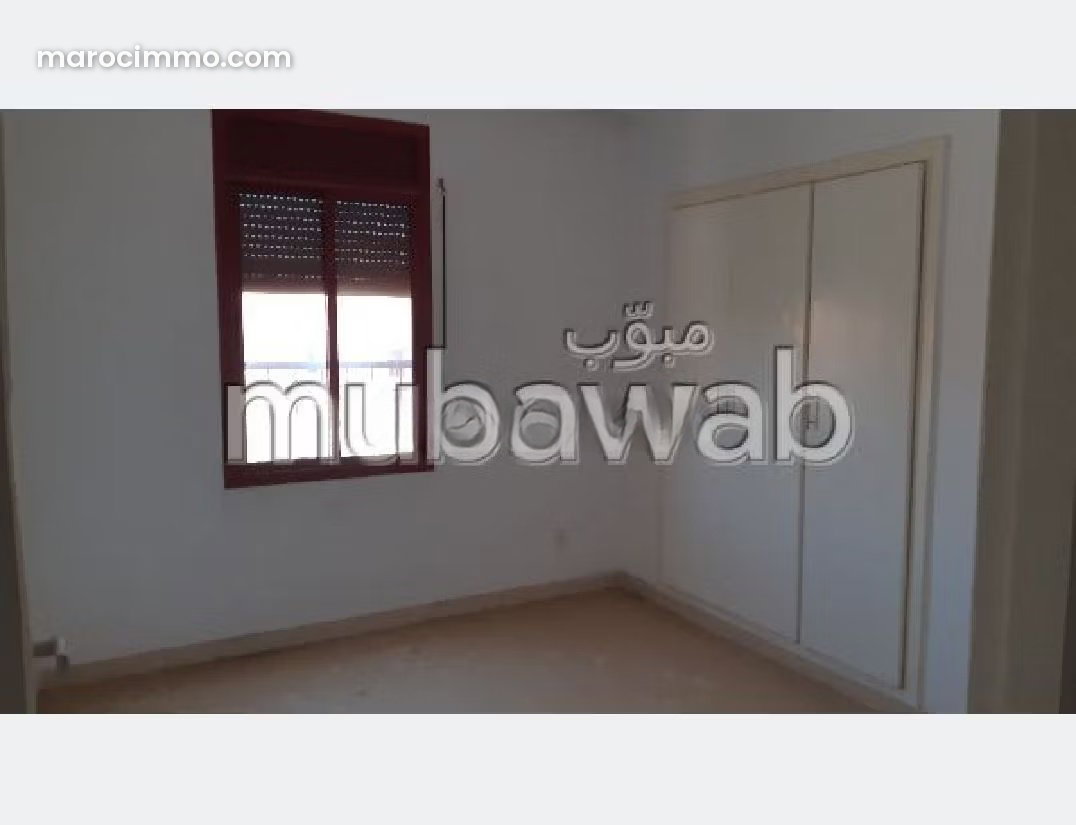 شقة بإطلالة على الأطلس للبيع بطريق ورزازات مراكش — مراكش