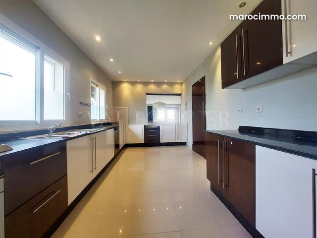 Vente très belle villa 4chambres Marina Blanca, Dar Bouazza — 4