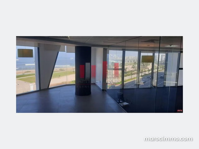 Premium Office Space of 107 m2 for Rent on the Corniche Boulevard with Sea View — 4