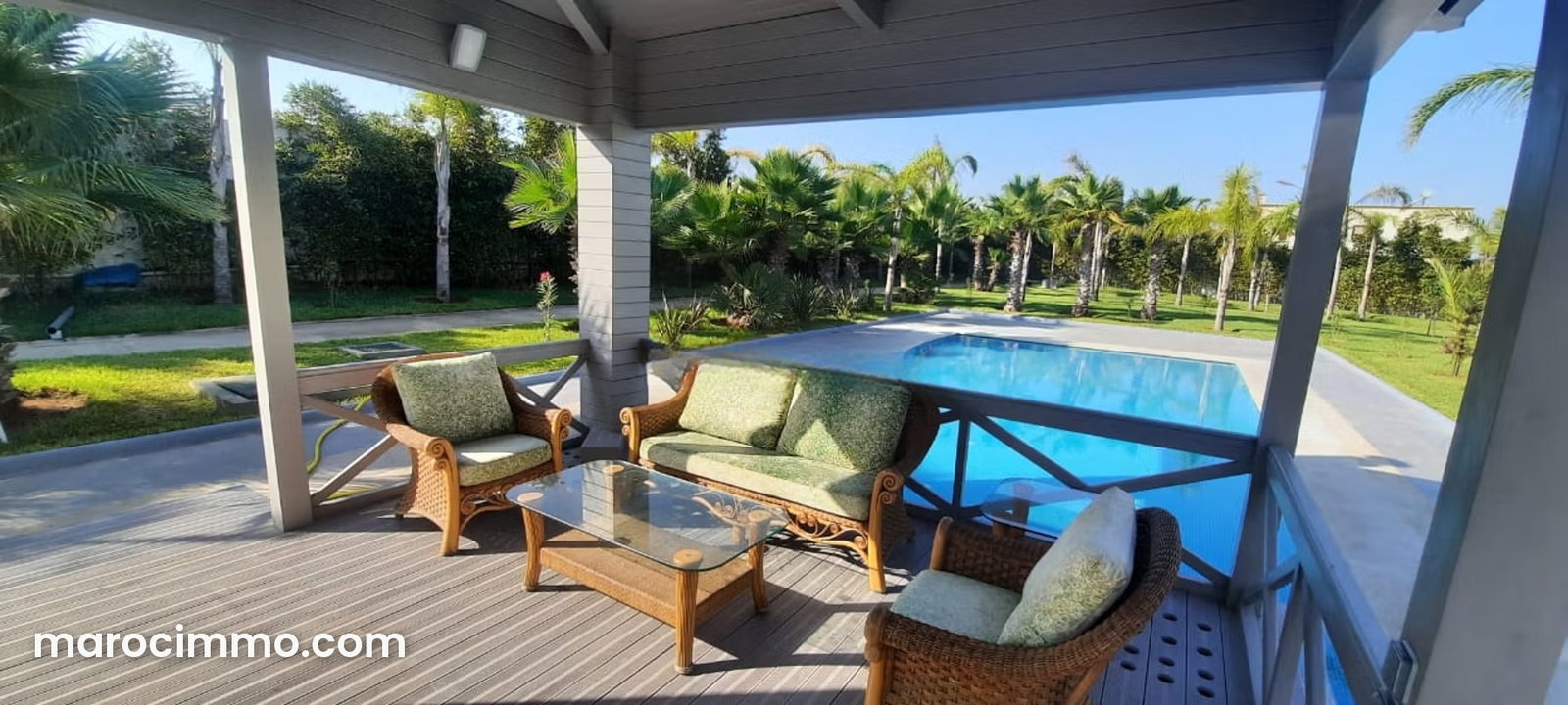 Villa de prestige avec piscine, Bouskoura centre — Bouskoura