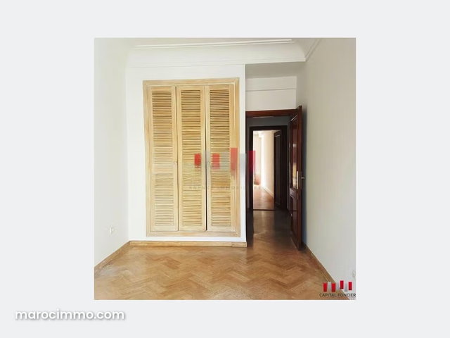 Gauthier joli appartement a louer vide, trois chambres, grande terrasse — 5