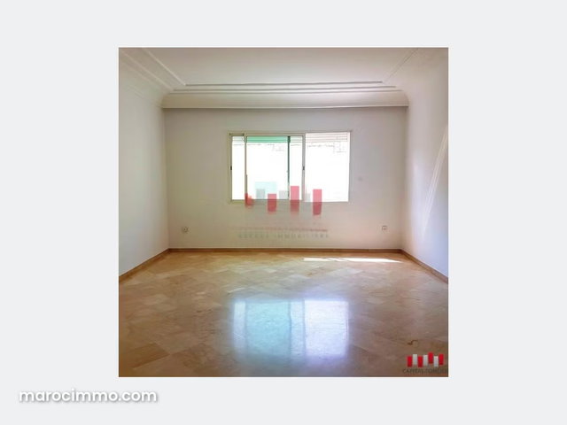 Gauthier joli appartement a louer vide, trois chambres, grande terrasse — 3