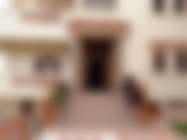 600 sqm Villa, 5 Bedrooms, Garden and Garage, Tangier City Centre — 2