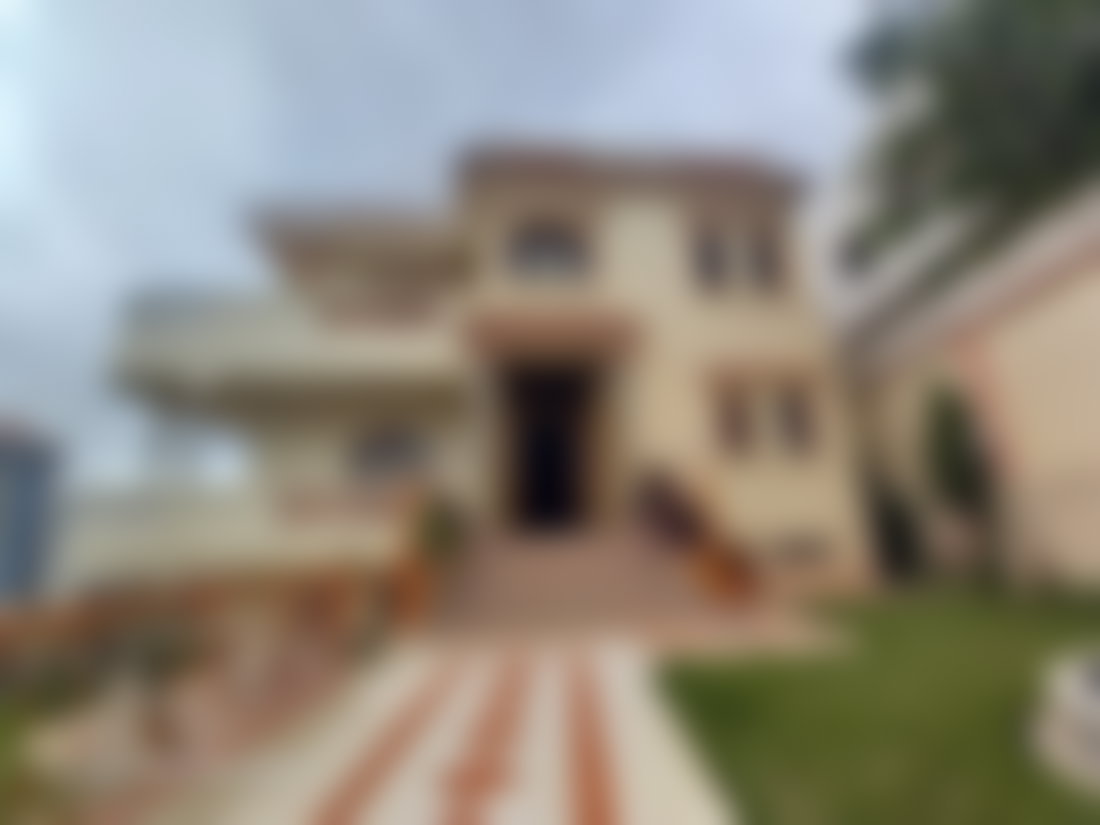 600 sqm Villa, 5 Bedrooms, Garden and Garage, Tangier City Centre
