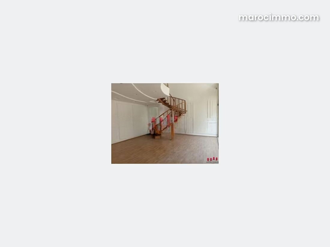 70 sqm Commercial Premises with Mezzanine, Racine, Casablanca — Casablanca
