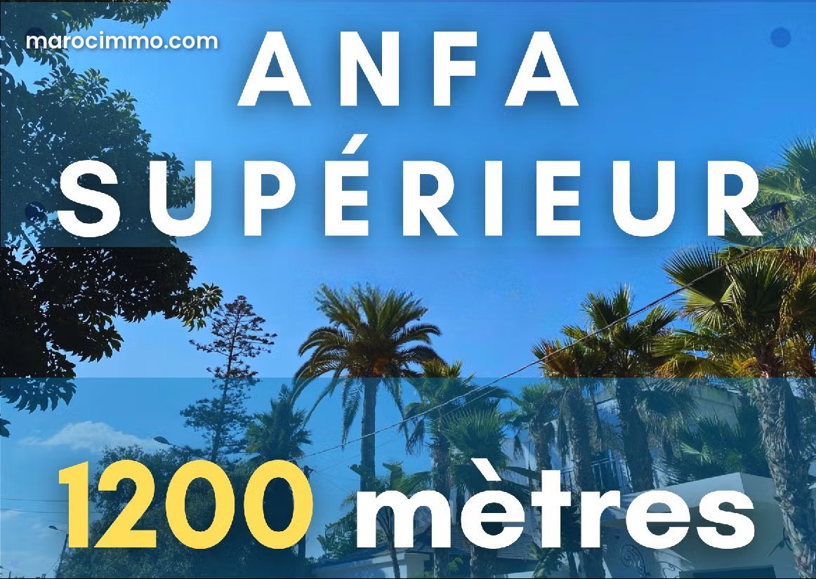 1,000 m² Villa to Renovate, Upper Anfa, Casablanca — Casablanca
