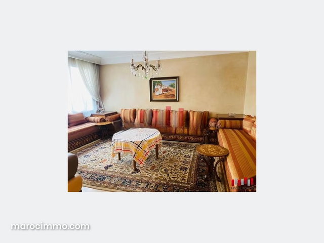Spacious Root in a Quiet Nice Property — 2