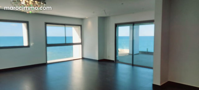 Beautiful Seafront Apartment — 4