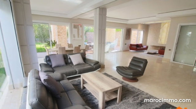 Vente villa de luxe à Dar Bouazza. 6 pièces confortables. Belle terrasse et jardin — 4