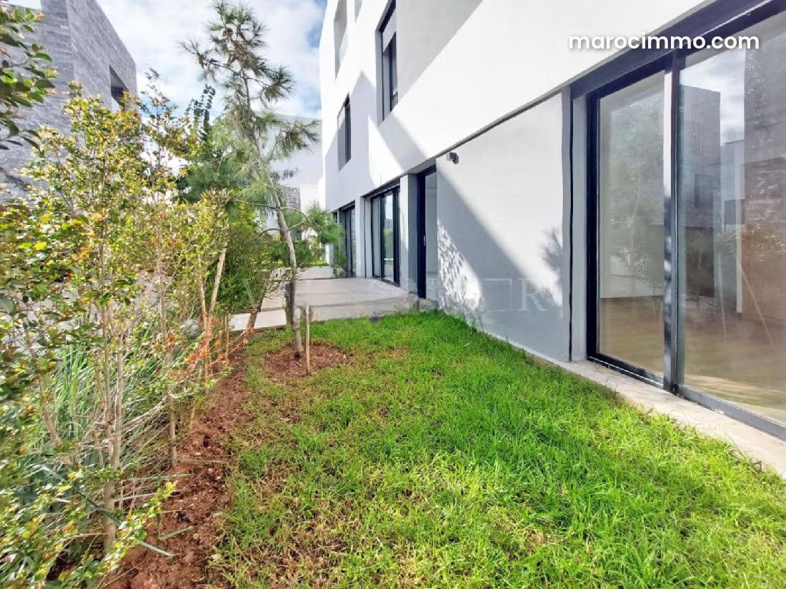 Ground-Floor Garden Apartment for Rent in Central Bouskoura — Bouskoura
