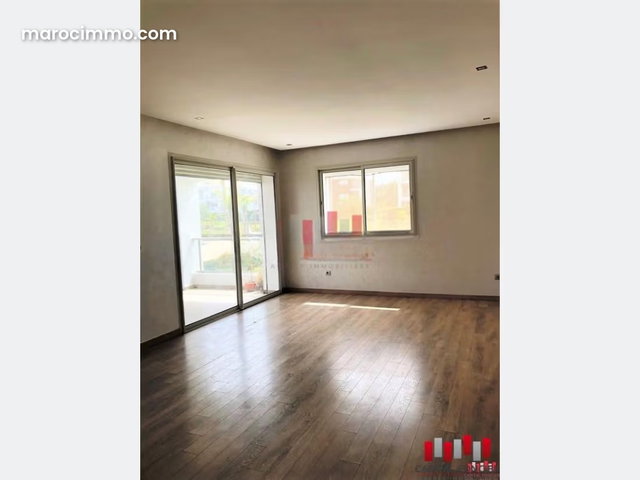 3 chambres /bouskoura/ vue sur jardin et piscine — 3