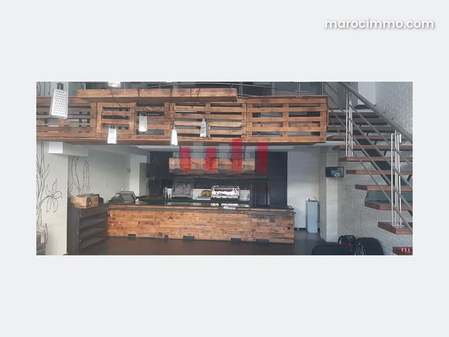 Restaurant aménagé et équipé en plein quartier gauthier de 140 m2 a la location — 2