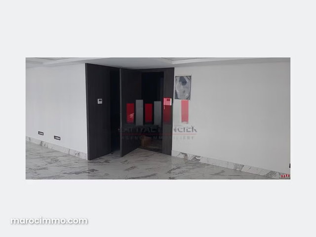 Plateau de bureau premium de 150 m2 a la location coté bld ghandi — 3