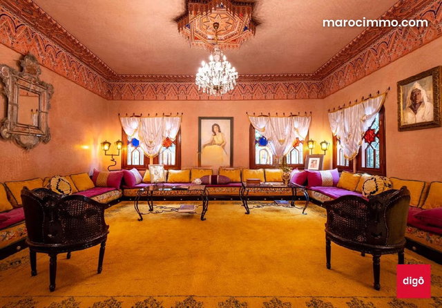 Luxurious Property Worthy of a Palace — 4