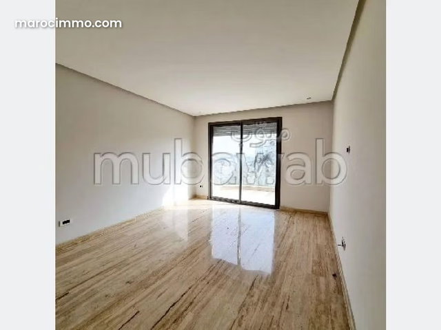 Location Appartement Moderne Quartier Racine — 2
