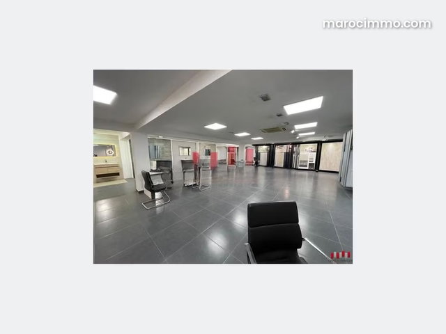 Showroom premium en plein bld yakoub mansour de 680 m2 de surface utile a la location — 2