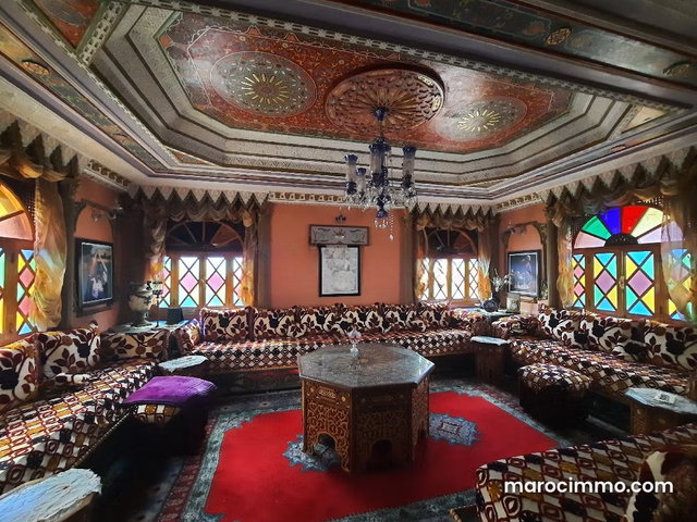 Villa de 432m² 4façades Hy. Riad — 2