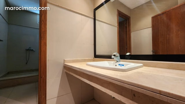 Sublime villa avec piscine en vente à Bouskoura — 5