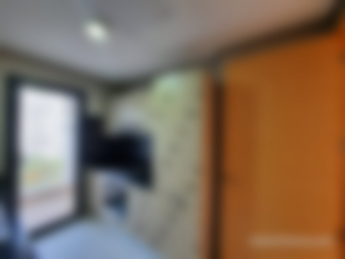 شقة بترّاس ومسبح للكراء في حي الرياض بالرباط