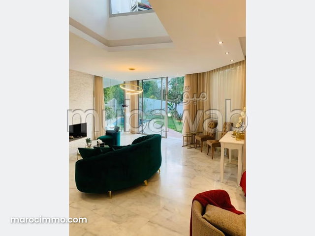 Maison de luxe à louer à Bouskoura. 3 belles chambres. Meublée — 4