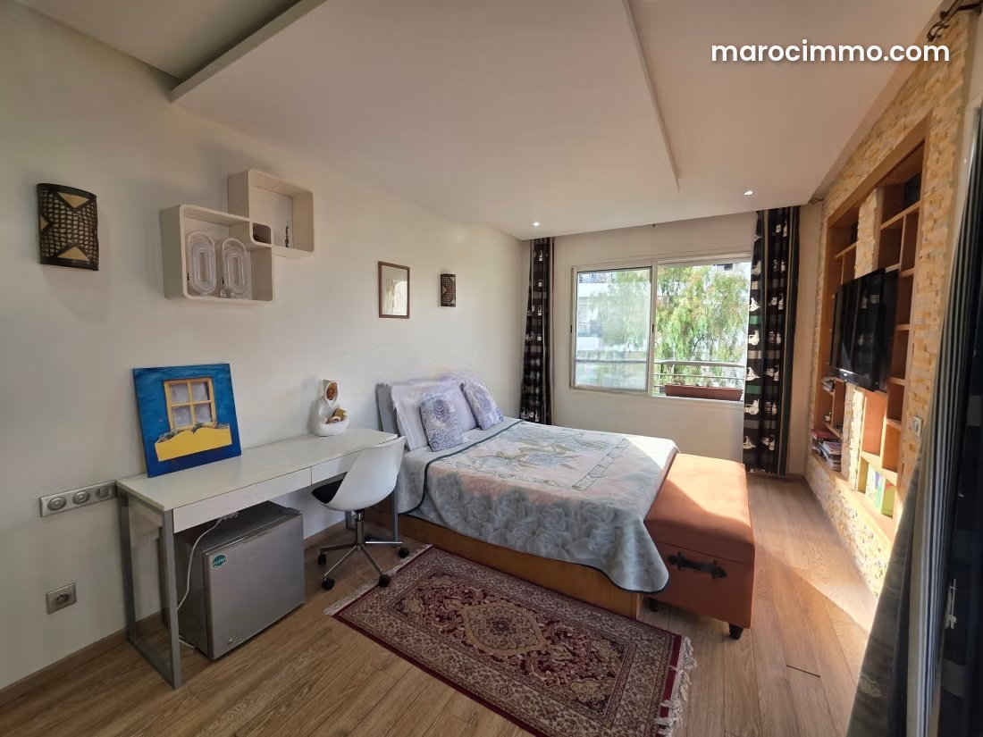 4-Bedroom Apartment with Private Garden, Riyad, Rabat — Rabat