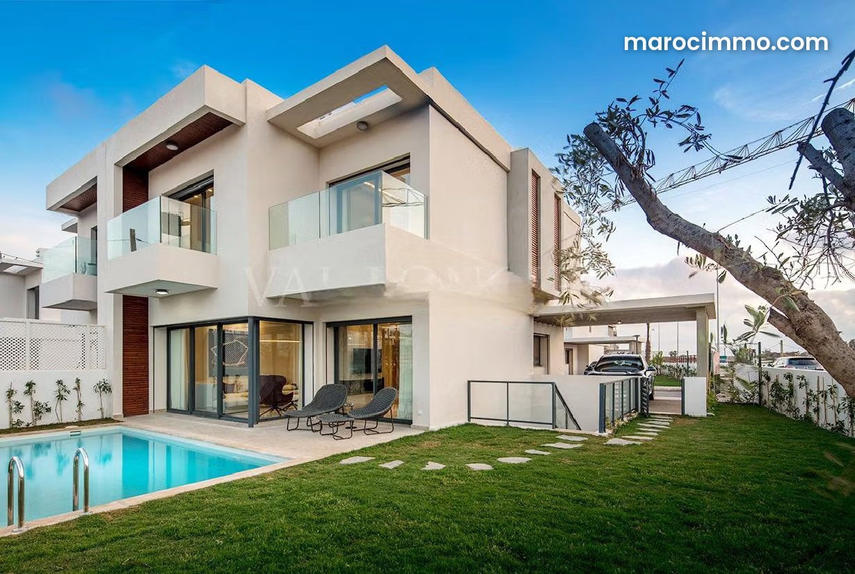 420 m² Villa with Pool and Garden for Rent, Aïn Diab, Casablanca — Casablanca
