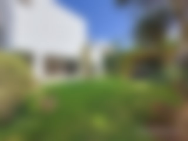 Furnished 600 m² villa, 4 bedrooms with garden in Longchamps, Casablanca — 2