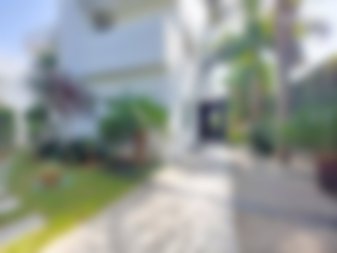 Furnished 600 m² villa, 4 bedrooms with garden in Longchamps, Casablanca