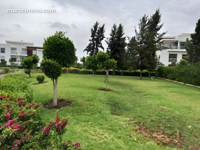 Location Appartement rez de jardin Bouskoura — 2