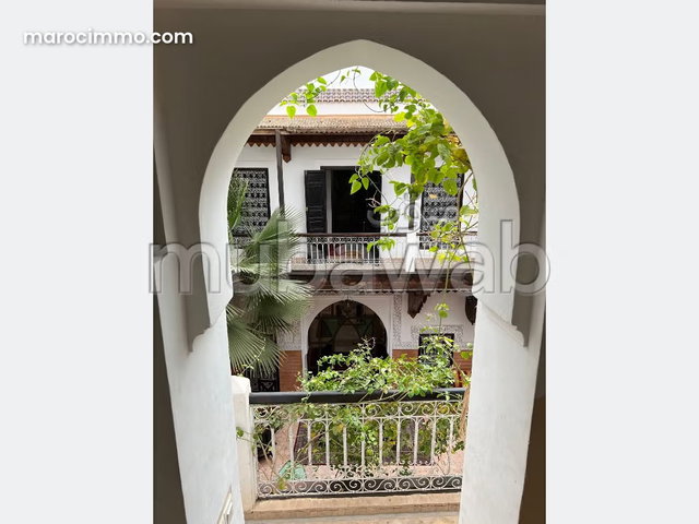 Guest House with 10 Rooms in Medina, Marrakech — 4