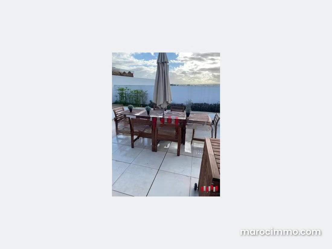 Furnished Apartment with Private Sun Terrace in CFC, Casablanca — Casablanca