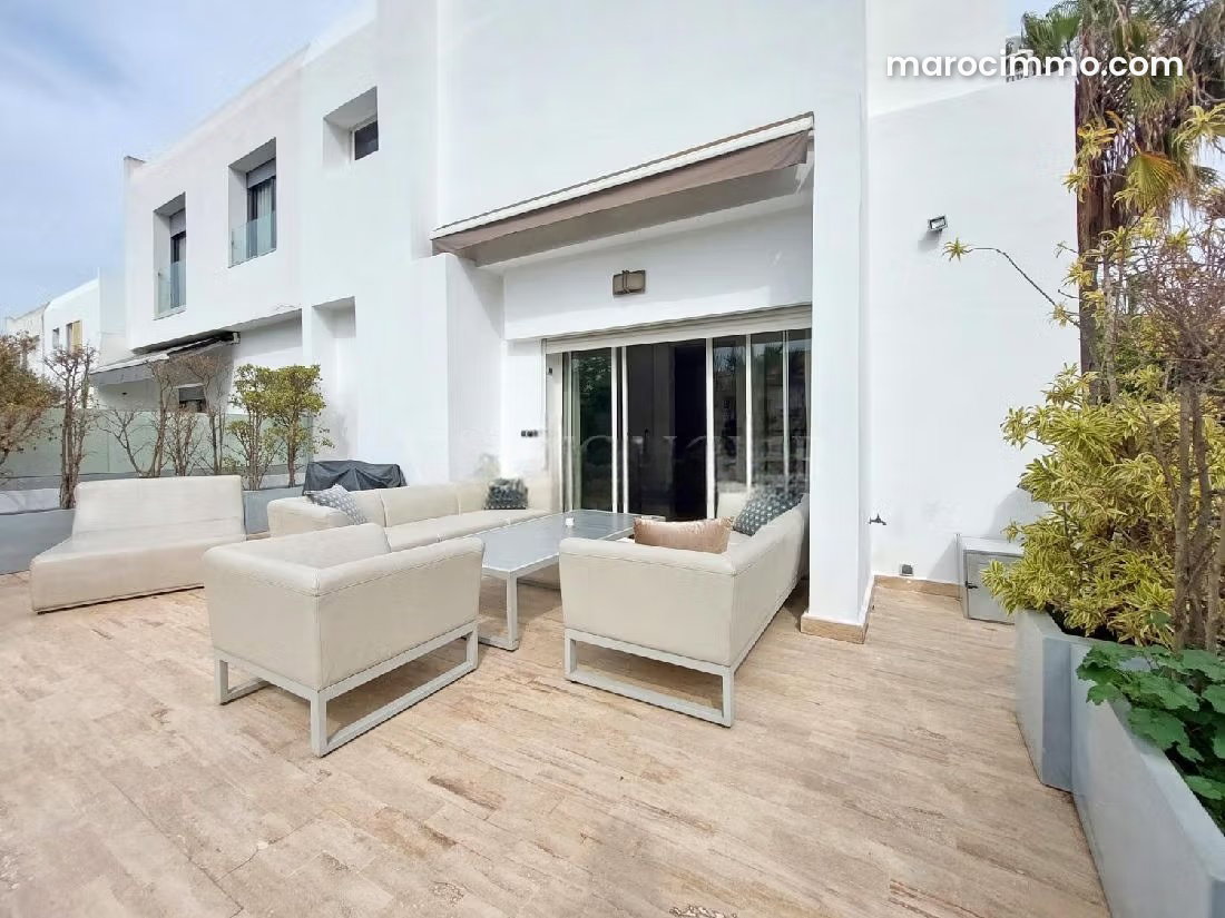 4-Bedroom Villa for Rent, Anfa, Casablanca, Garden and Terraces — Casablanca