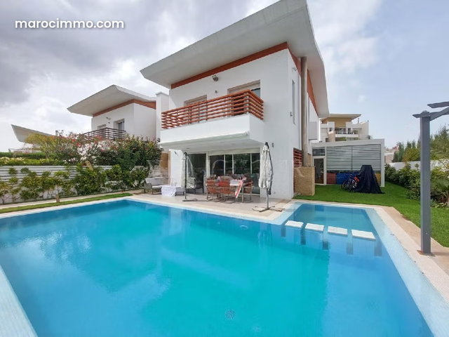 Vente magnifique villa 562m2 5chambres avec piscine, Bouskoura — 2